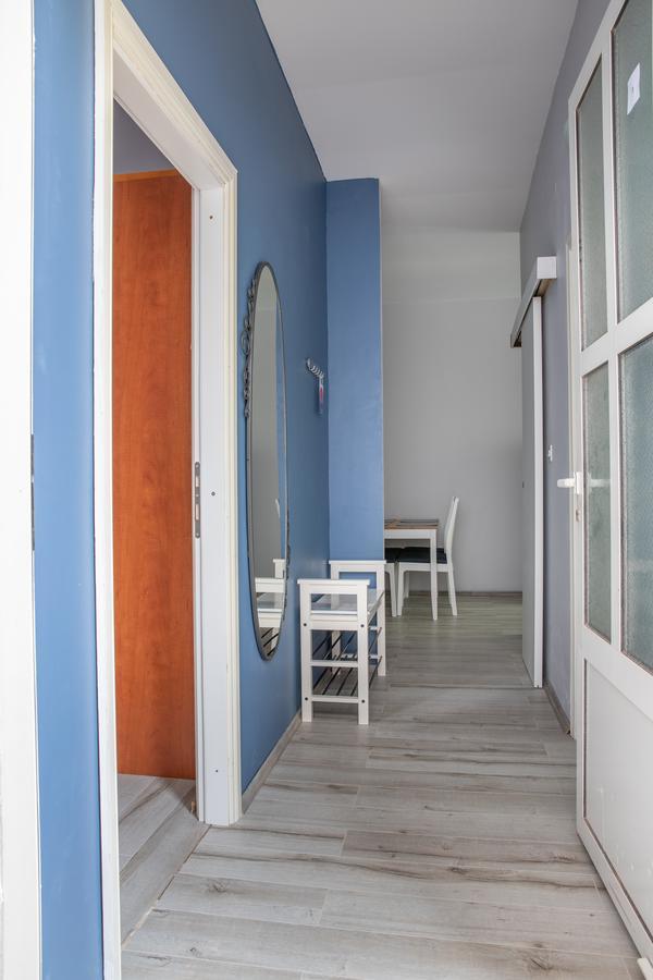 Apartmani Dina 비오그라드나모루 외부 사진